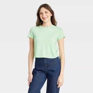 Universal Thread Mint Green Cropped Crewneck Tee